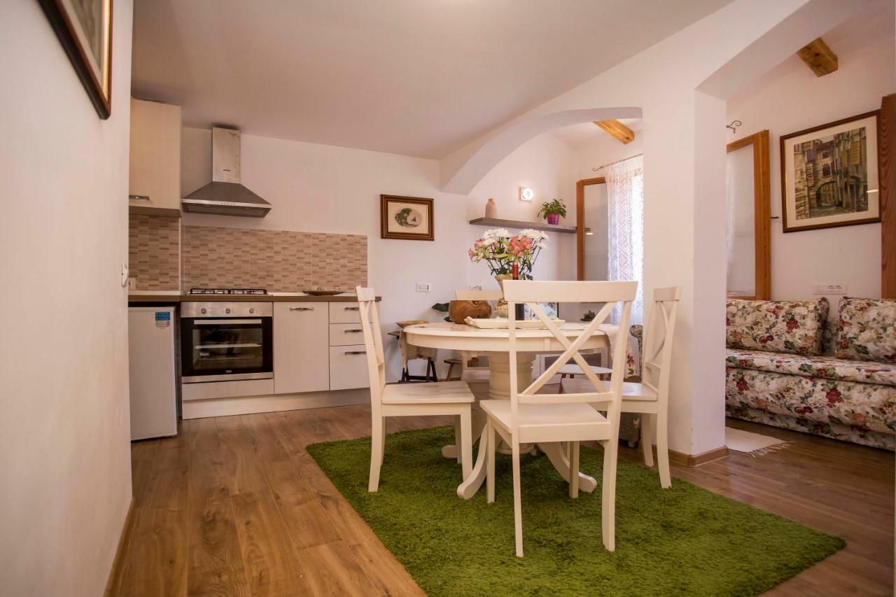 Apartment Premsai 로비니 외부 사진